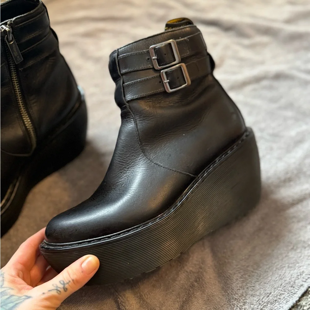 Dr. Martens Black Wedge Platform Ankle Boots RARE - Picture 5 of 6